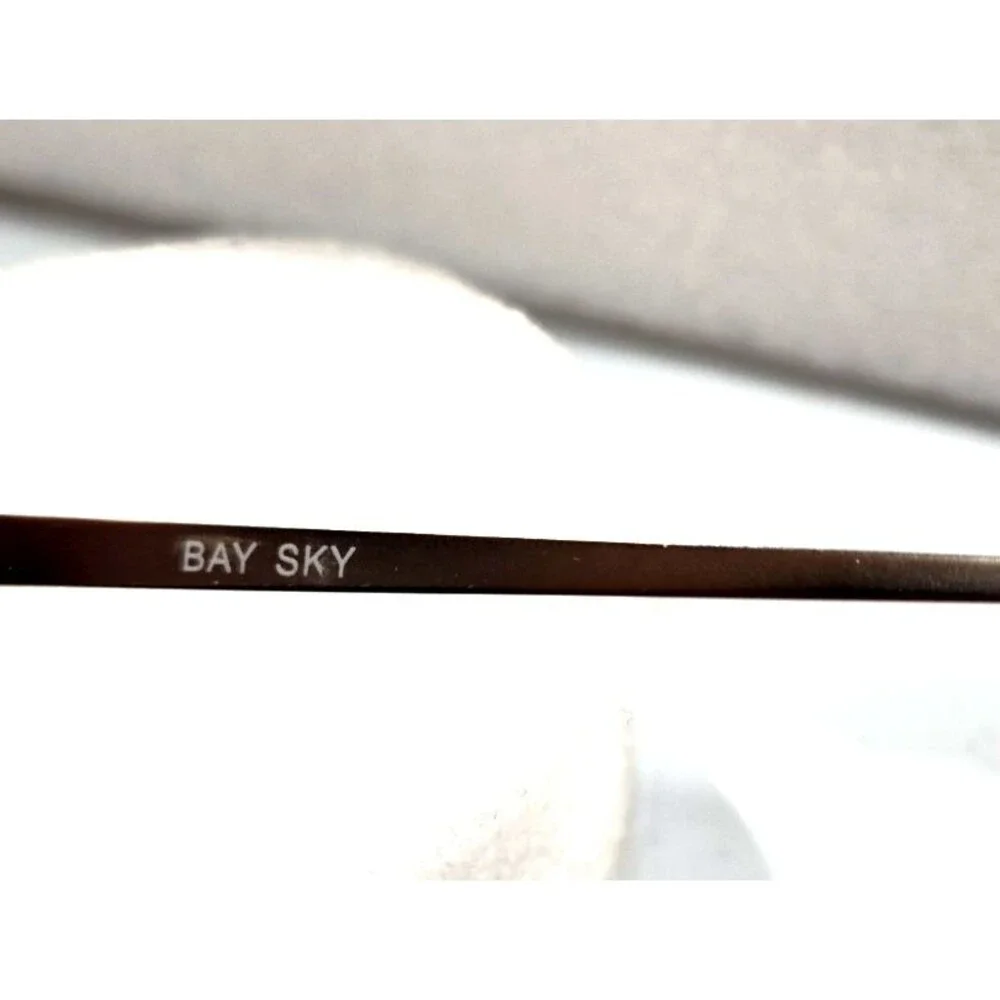Bay Sky dark design made
